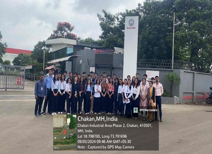 SCMS Pune Industry visit Chitale Bandhu Mithaiwale